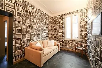 Suite Beccaria A Piazza Del Popolo Rom 2*,