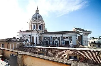 Suite Beccaria A Piazza Del Popolo Rom Bed & Breakfast