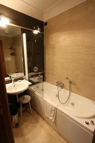 Suite Beccaria A Piazza Del Popolo Rome 2*,  Italy