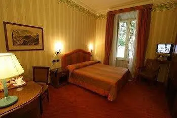Bed & Breakfast Suite Beccaria A Piazza Del Popolo Rom